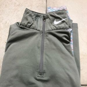 Nike Top